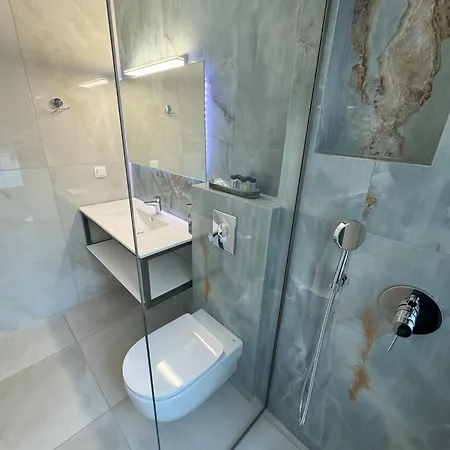 Acra Melia アパート