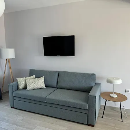 Acra Melia Daire