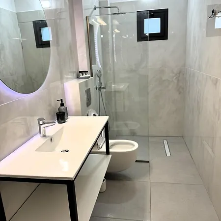 شقة Acra Melia *
