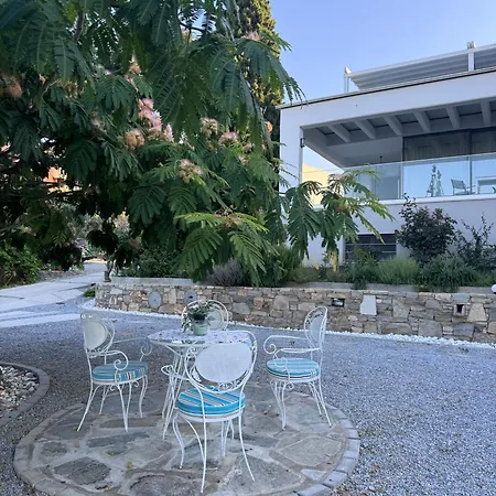 شقة Acra Melia