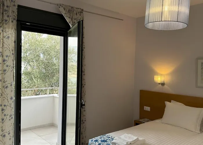 Acra Melia * PalaiónTsiflíkion