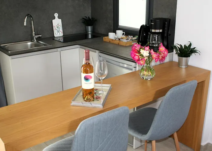 Acra Melia * PalaiónTsiflíkion